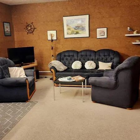 Nordsee Und Natur. Gemuetliche Mit Deichblick